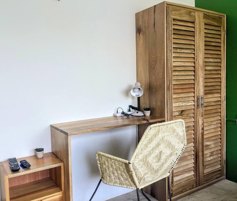Studio -Trees At Mikasa- Near Beach, Pool, Fast Wifi, Ac & King Bed Пуерто-Ескондідо Екстер'єр фото
